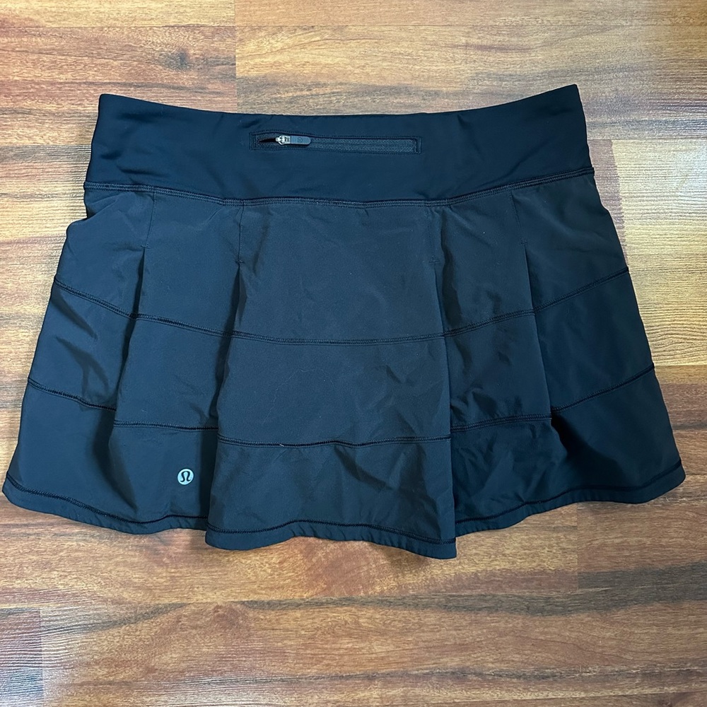 Lululemon pace rival skirt